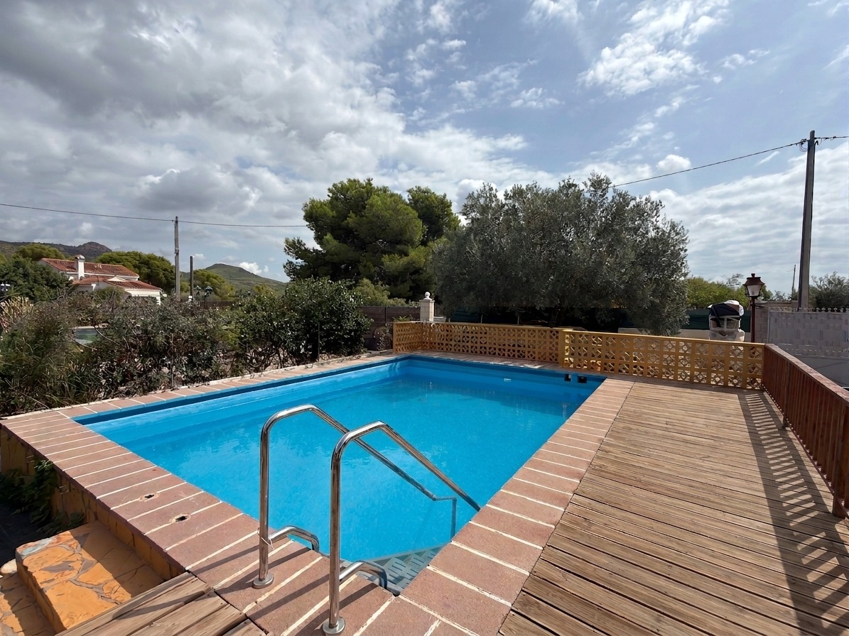 Villa te koop in Albalat Dels Tarongers