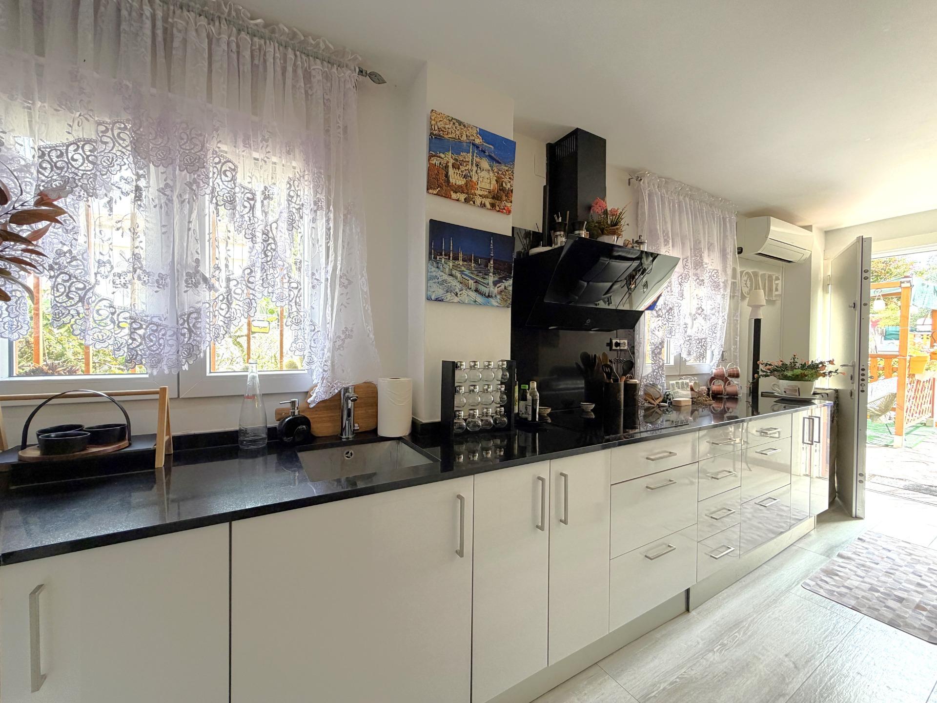 Villa te koop in Albalat Dels Tarongers