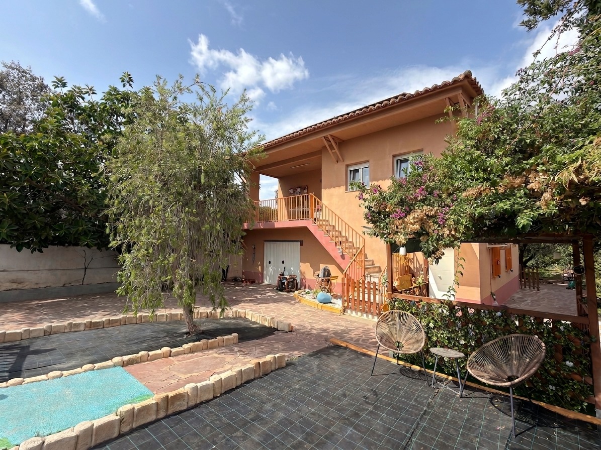 Villa te koop in Albalat Dels Tarongers