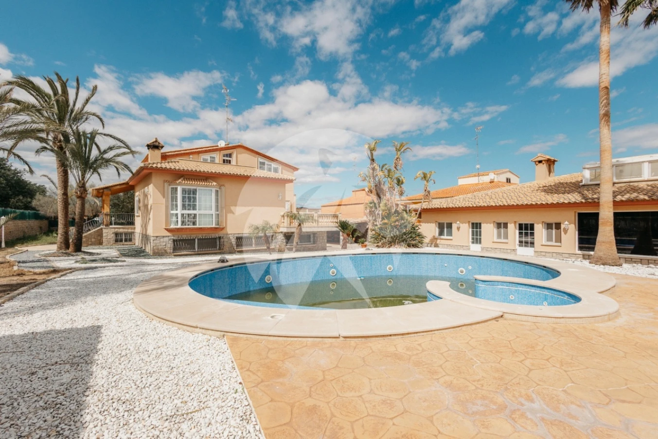 Property te koop in Benaguacil