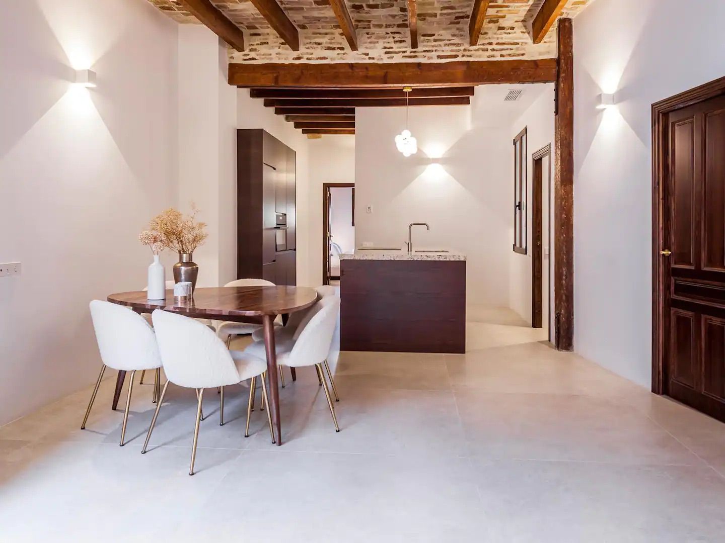 Gerenoveerd appartement te koop in Valencia stad – El Carmen