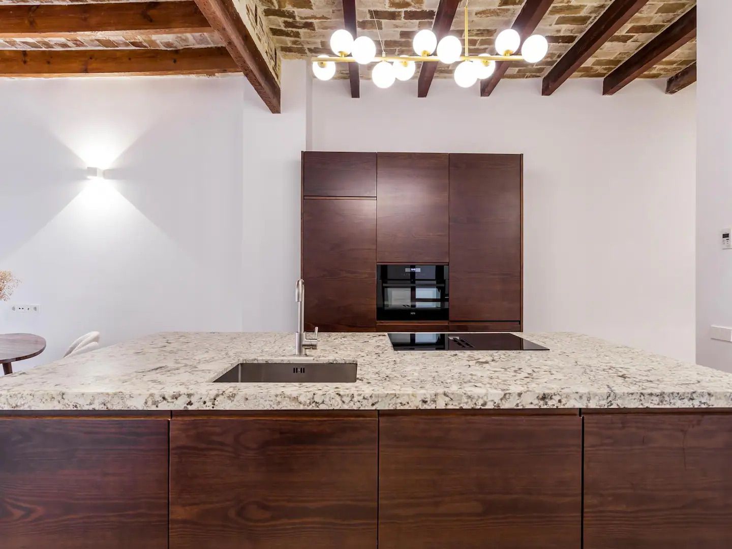 Gerenoveerd appartement te koop in Valencia stad – El Carmen