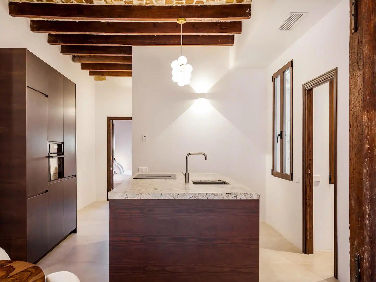 Gerenoveerd appartement te koop in Valencia stad – El Carmen
