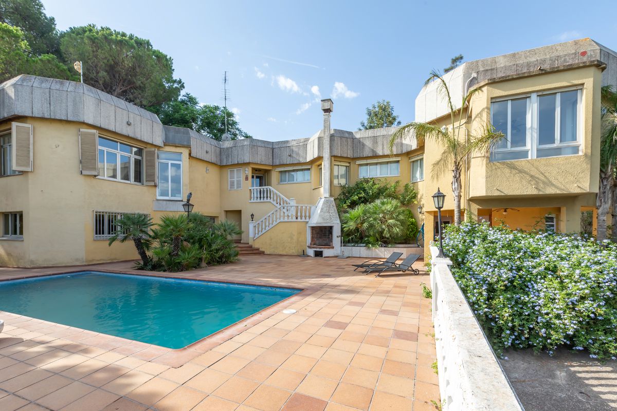 Villa met uitzicht te koop in Alzira