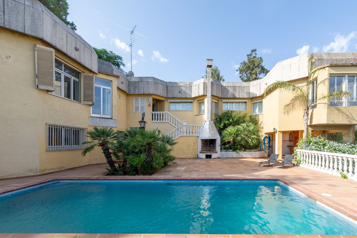 Villa met uitzicht te koop in Alzira
