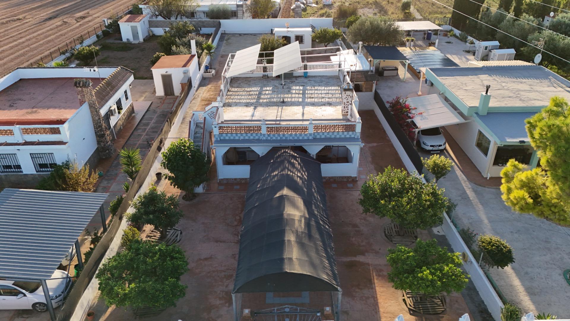Villa te koop in Lliria