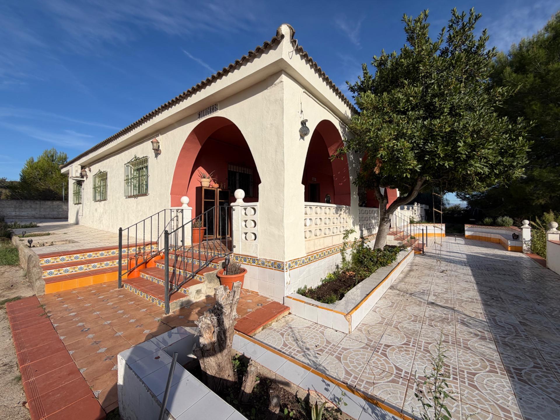 Villa te koop in Pedralba
