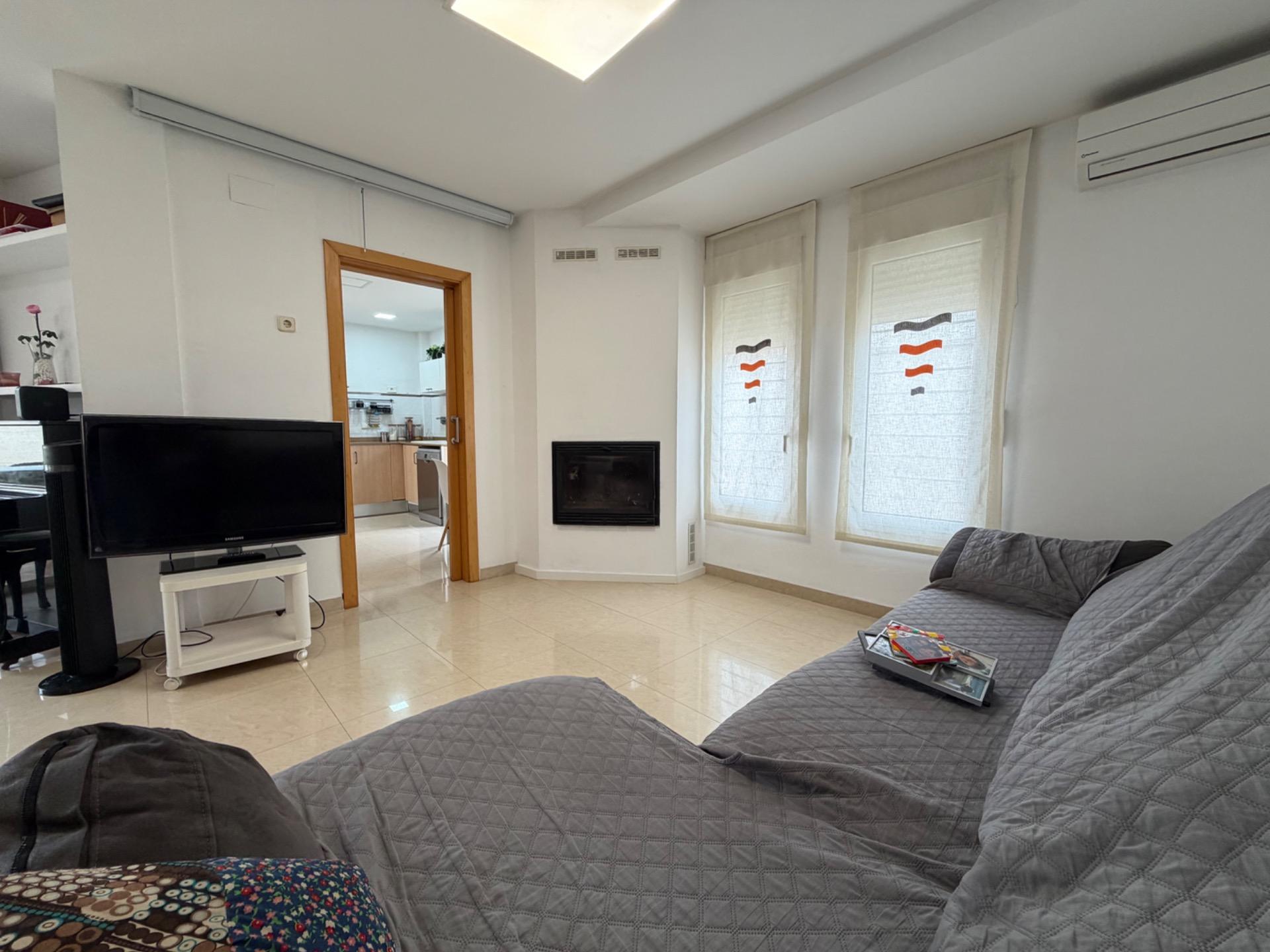 Villa te koop in La Pobla de Vallbona