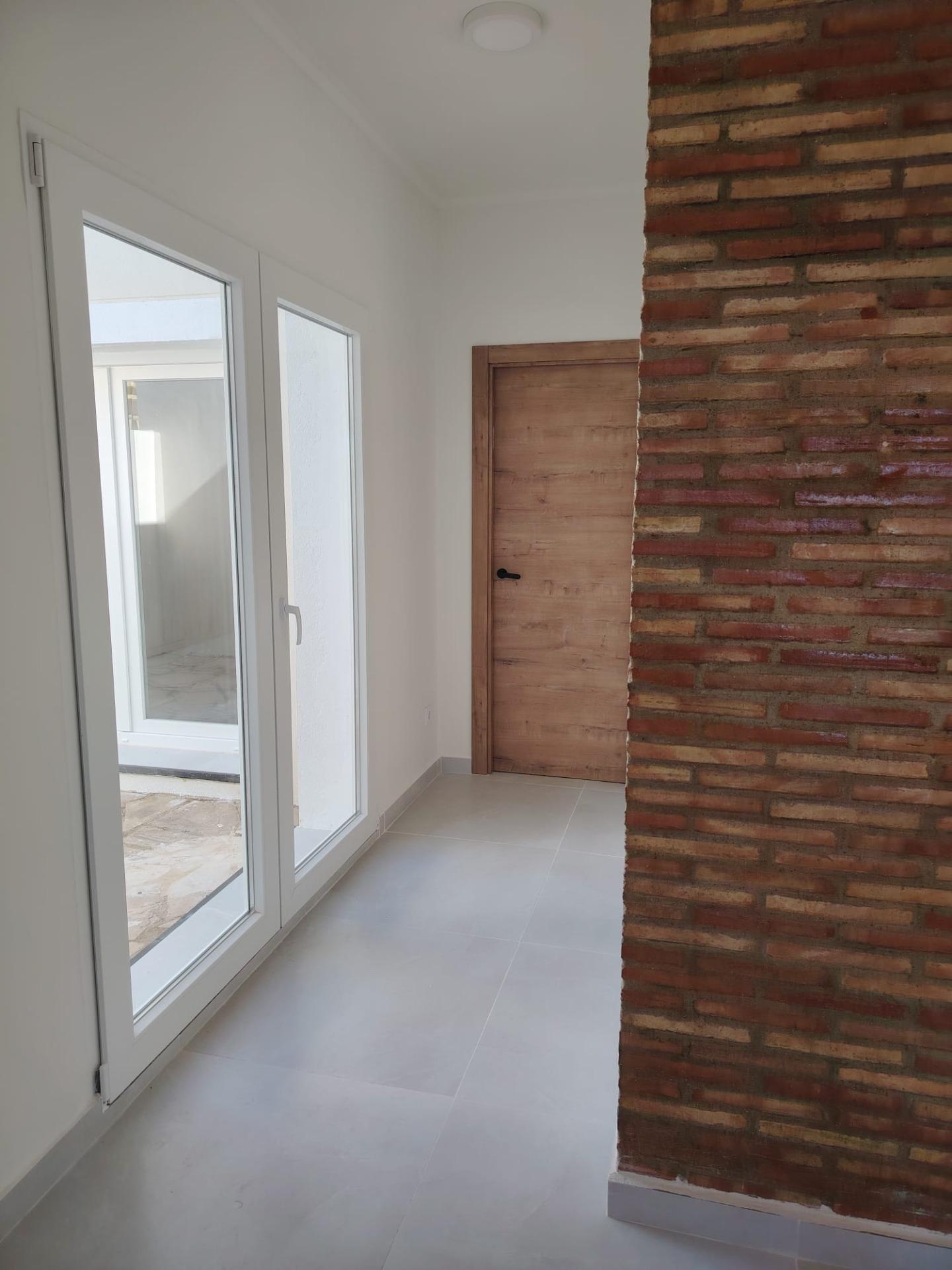 Villa te koop in Lliria