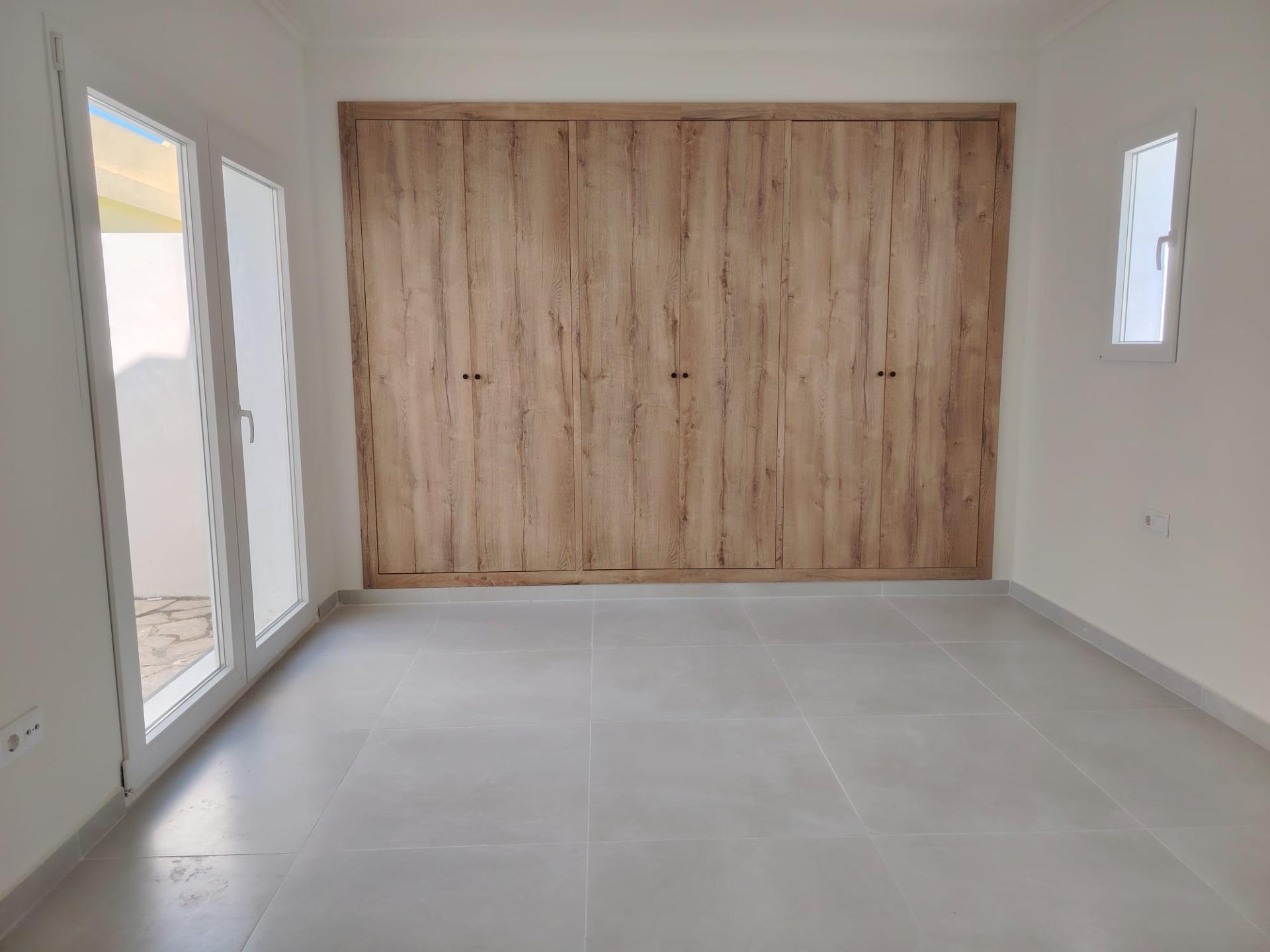 Villa te koop in Lliria