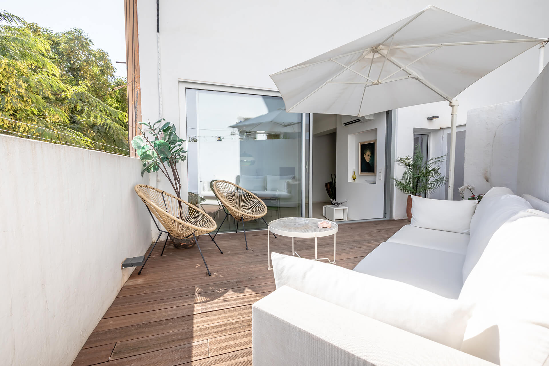 Gerenoveerd appartement met terras te koop in Valencia stad – Ruzafa