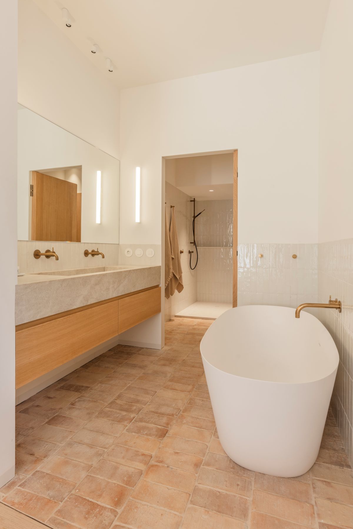 Gerenoveerd appartement te koop in Valencia stad