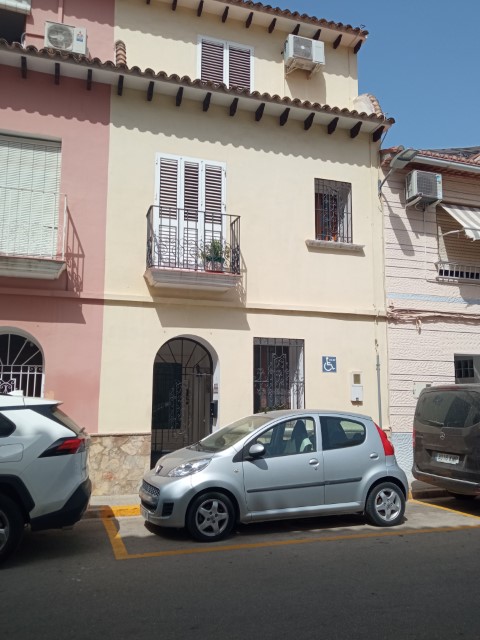 Geschakelde woning te koop in Gandia