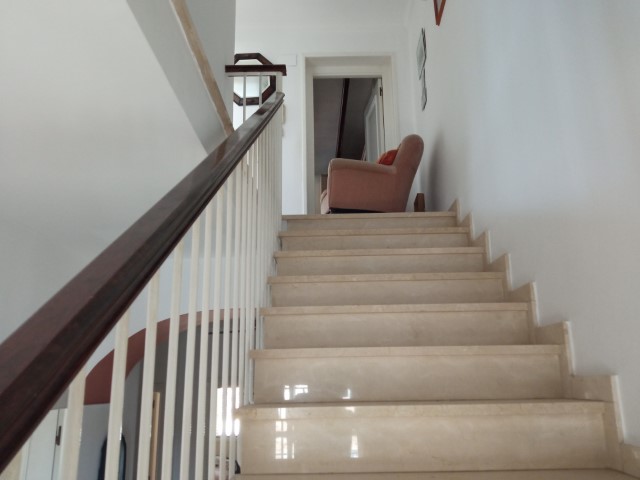 Geschakelde woning te koop in Gandia