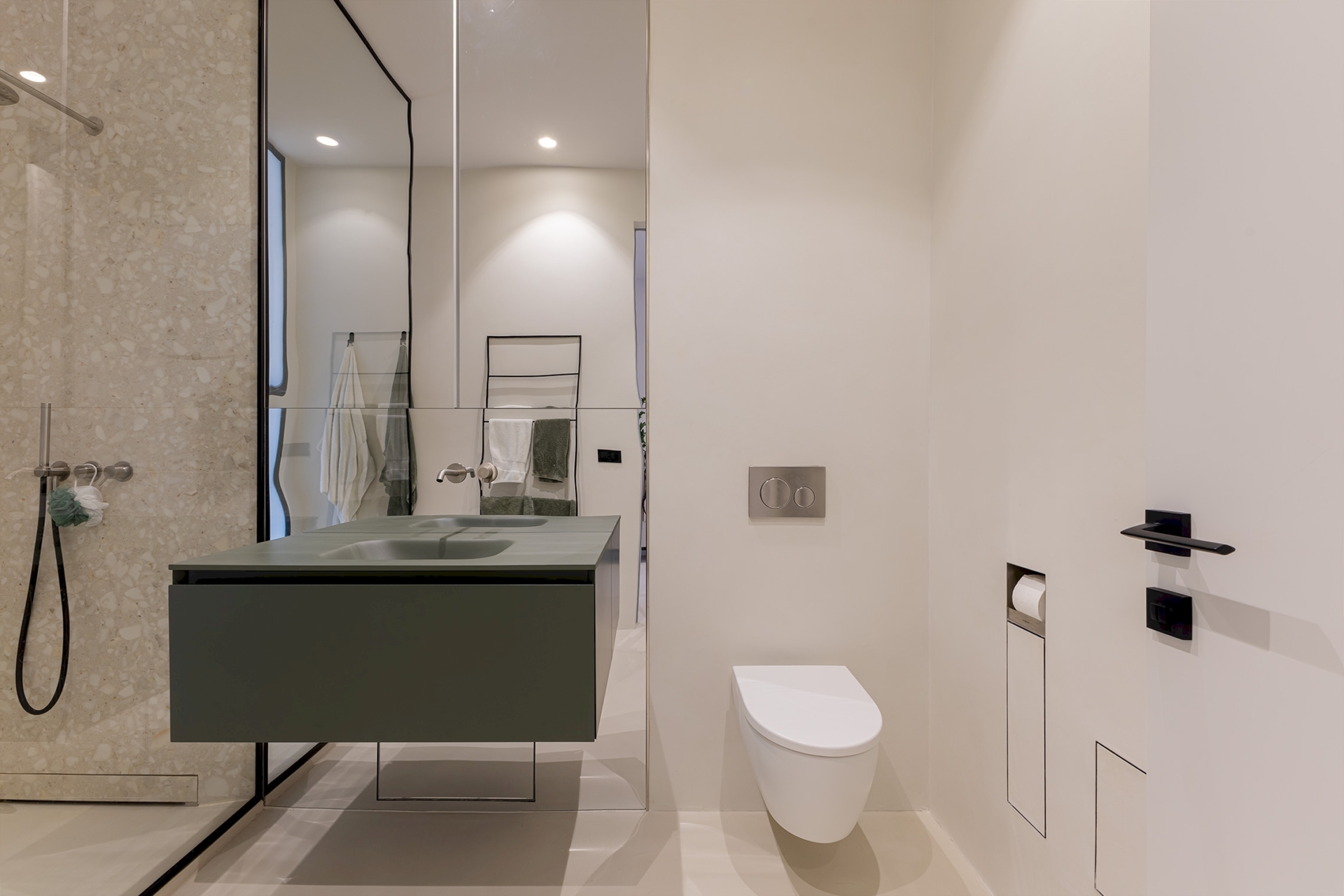 Gerenoveerd appartement te koop in Valencia – Ruzafa