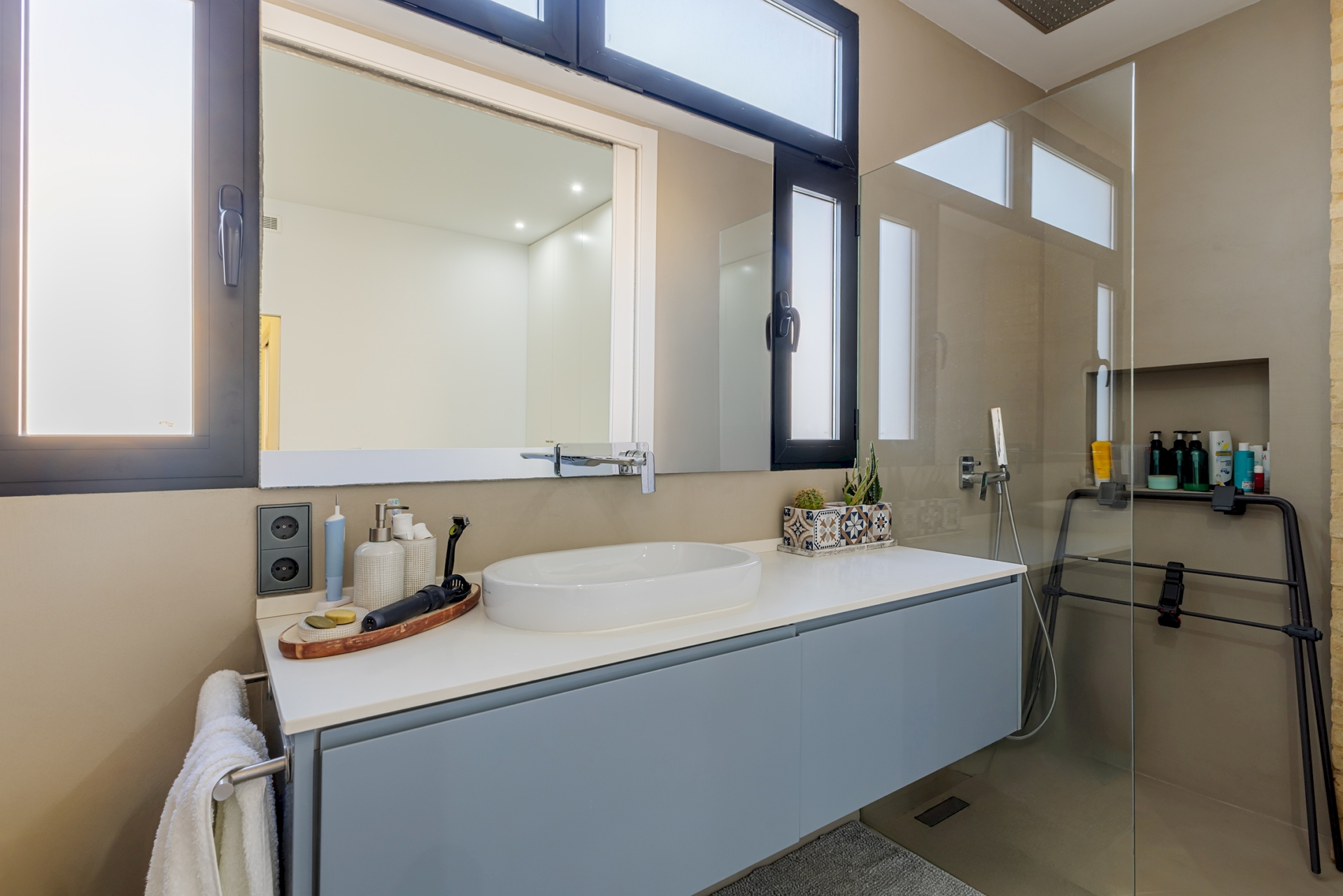Gerenoveerd appartement te koop in Valencia stad – Gran Via