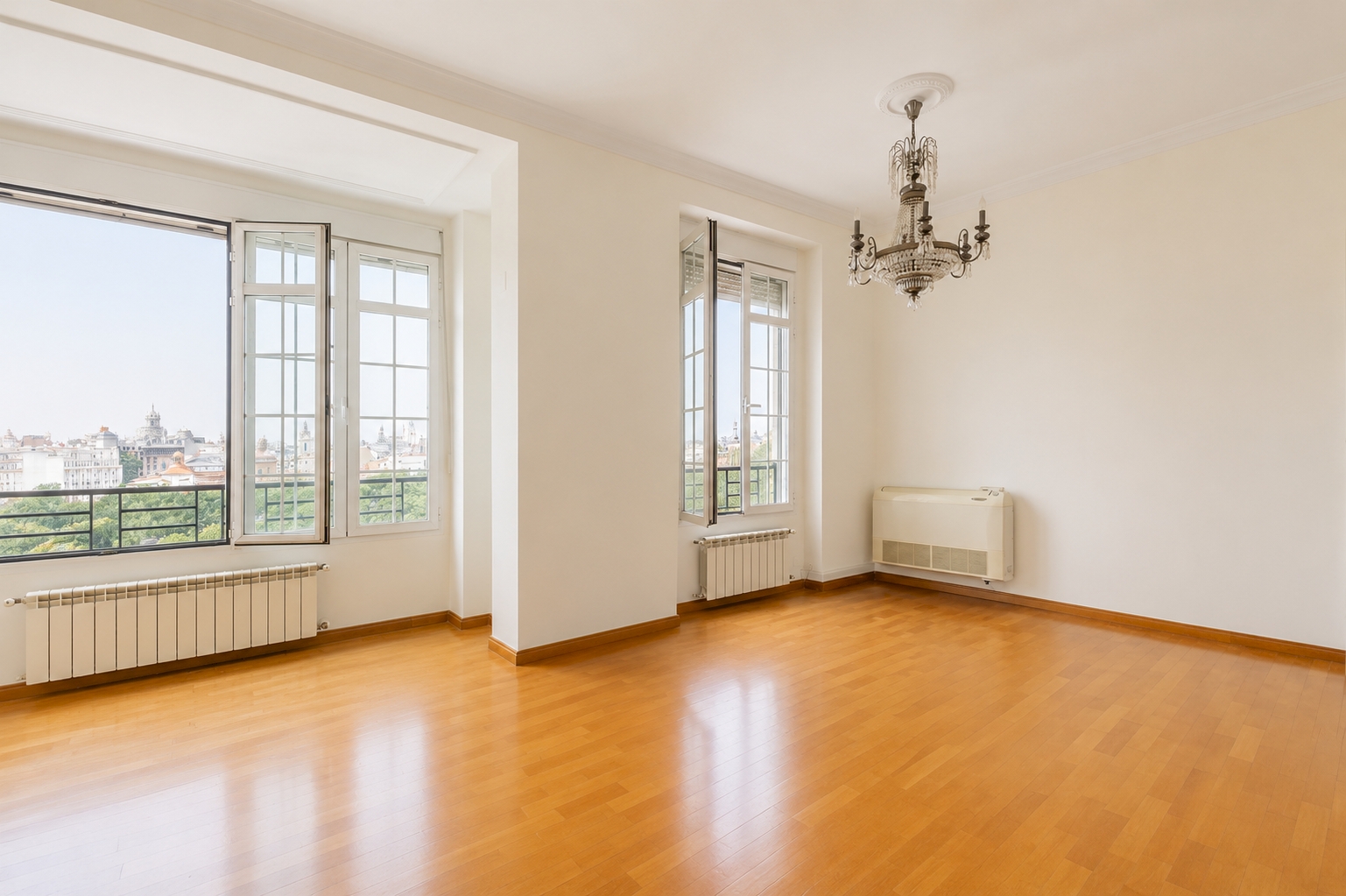 Appartement met uitzicht te koop in Valencia stad – Exposición