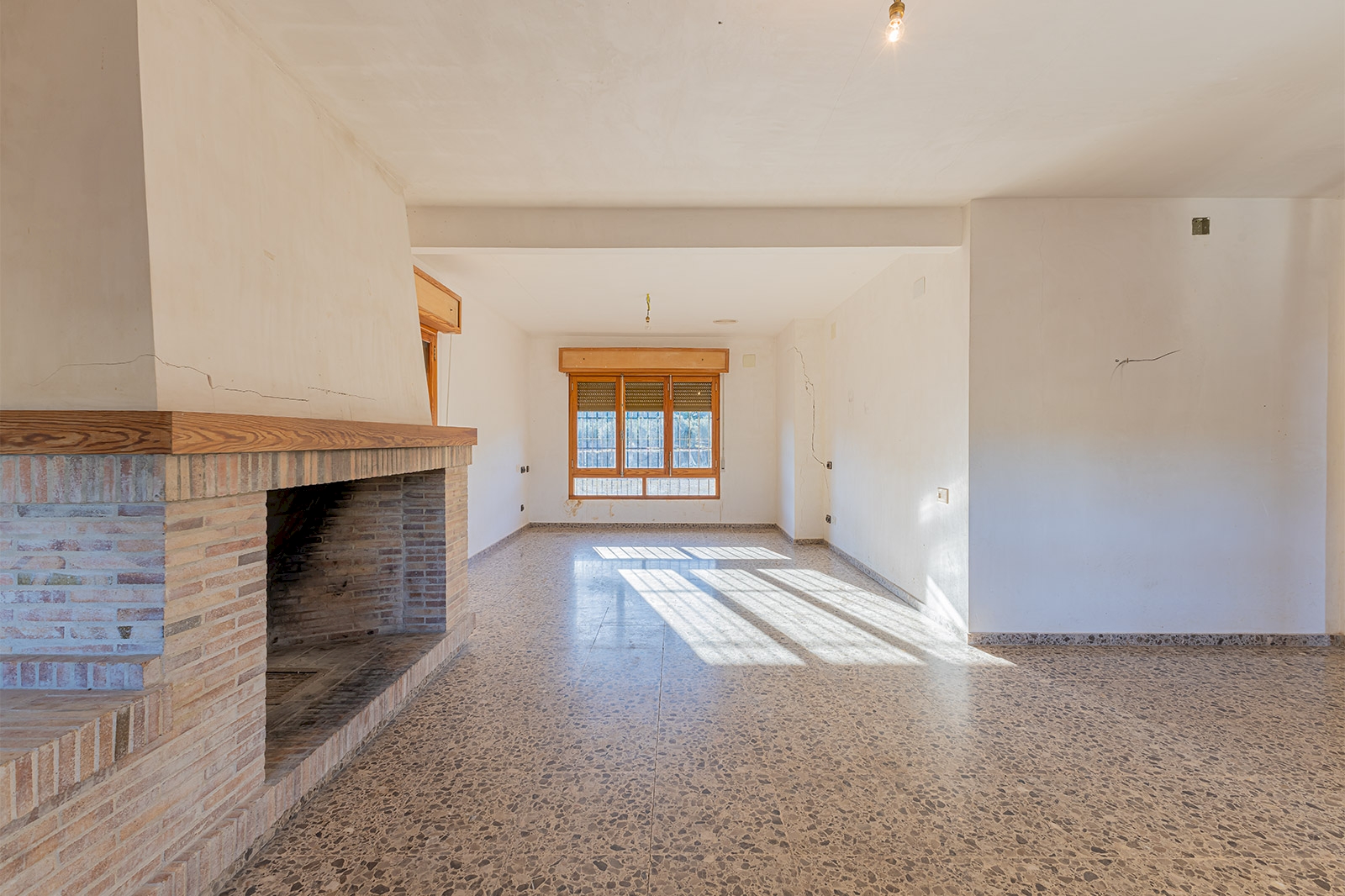 Villa te koop in Ontinyent