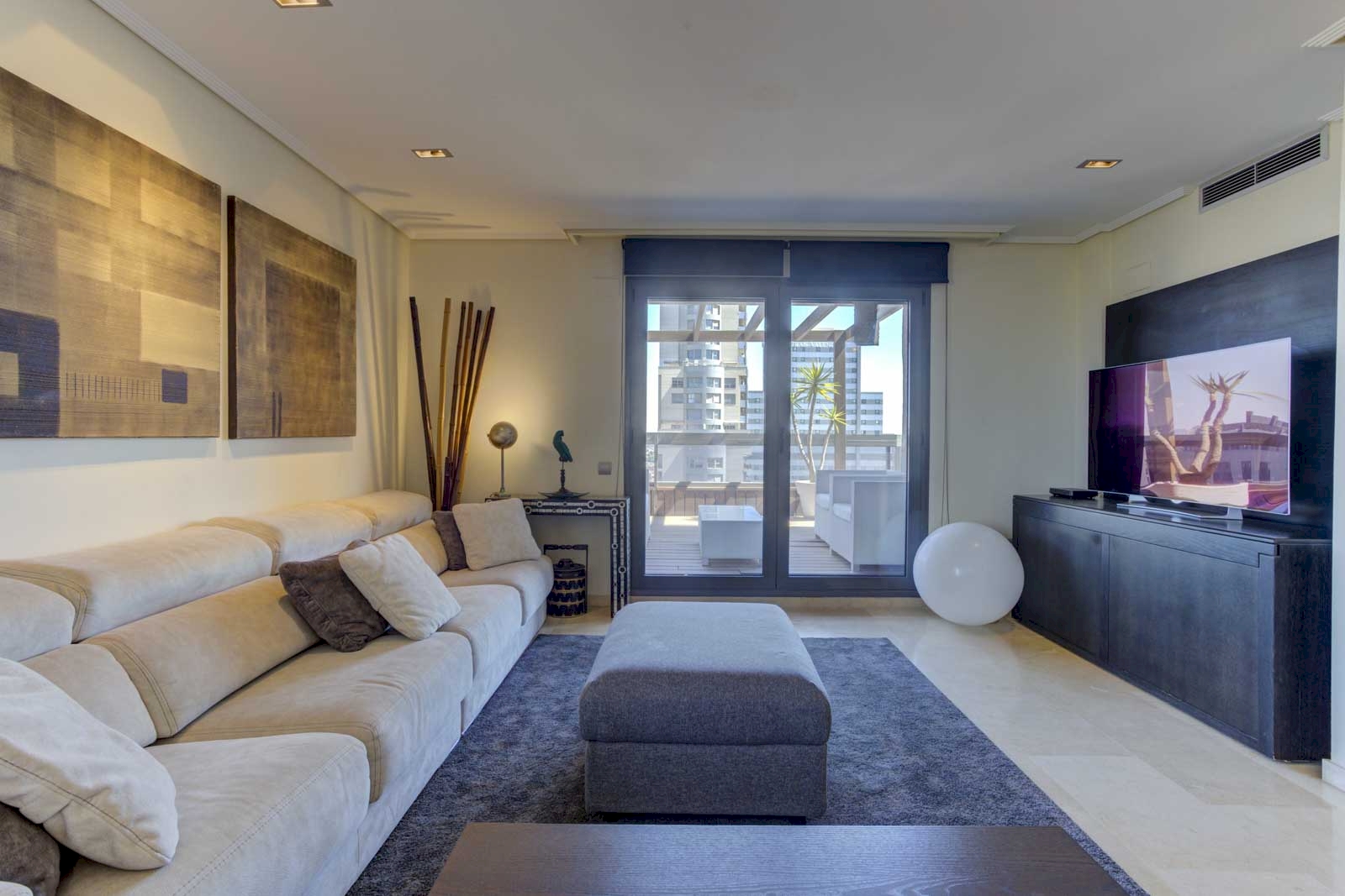 Penthouse met groot terras te koop in Valencia stad