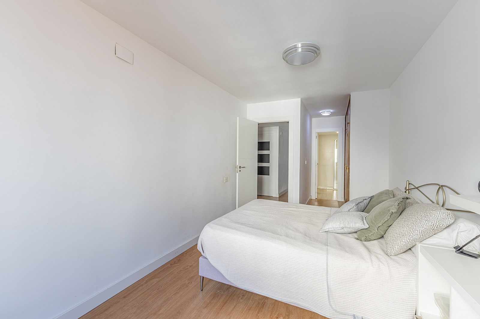 Ruim appartement te koop in Valencia stad – Arrancapins