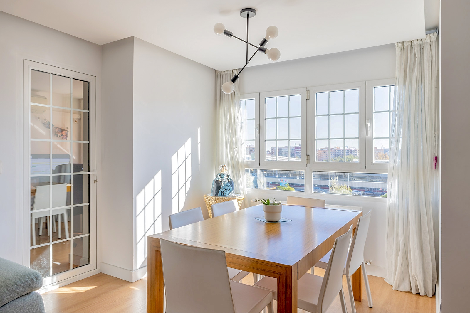 Ruim appartement te koop in Valencia stad – Arrancapins
