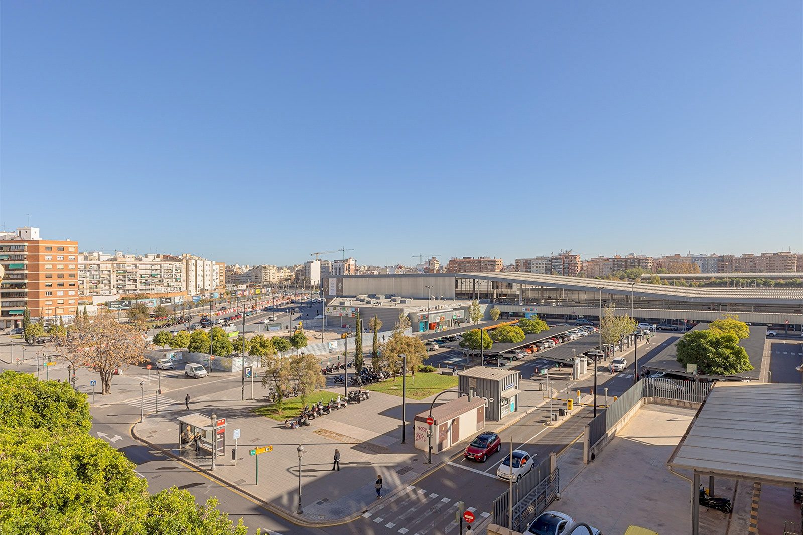 Ruim appartement te koop in Valencia stad – Arrancapins