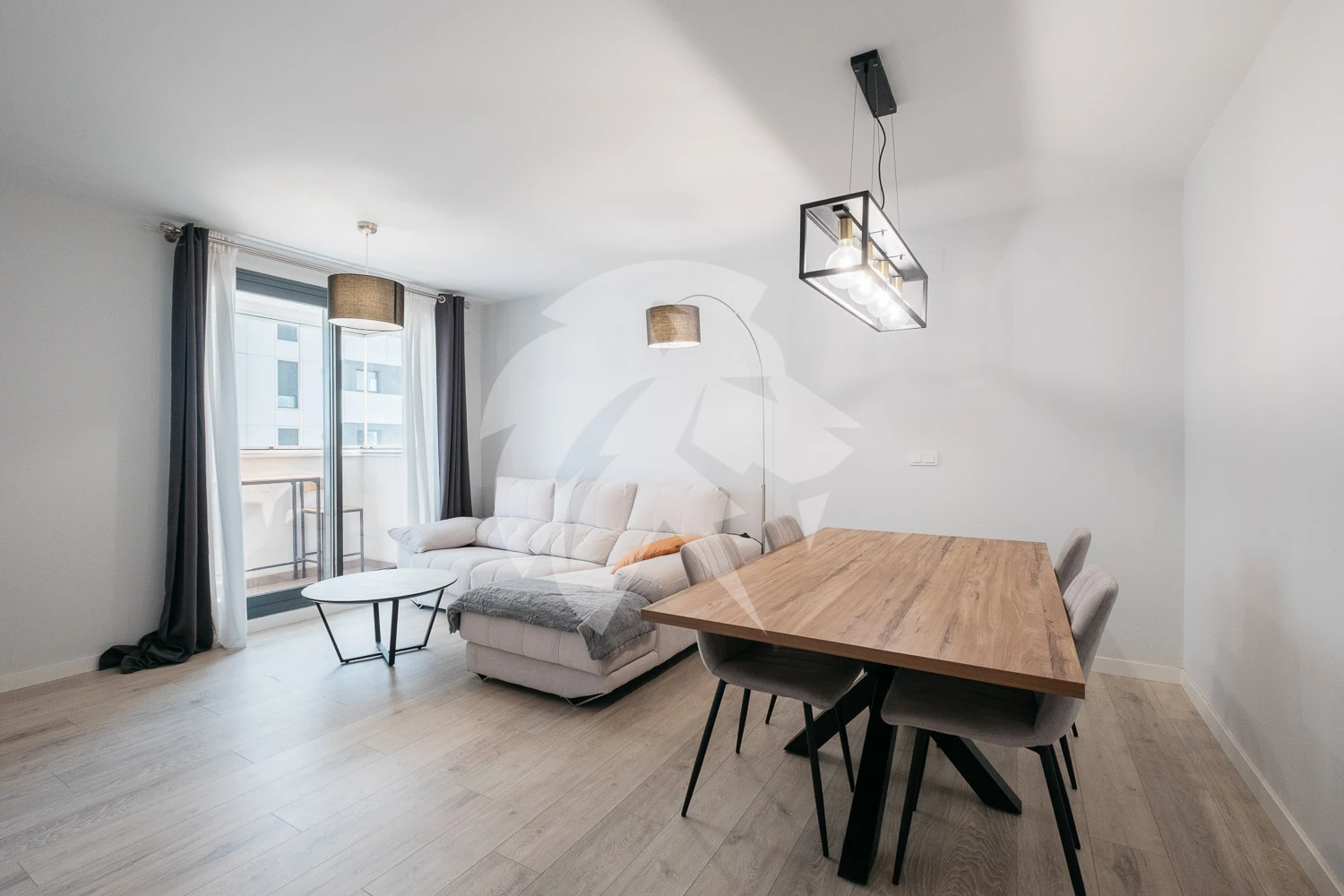 Penthouse met zwembad te koop in Valencia stad – Quatre Carreres