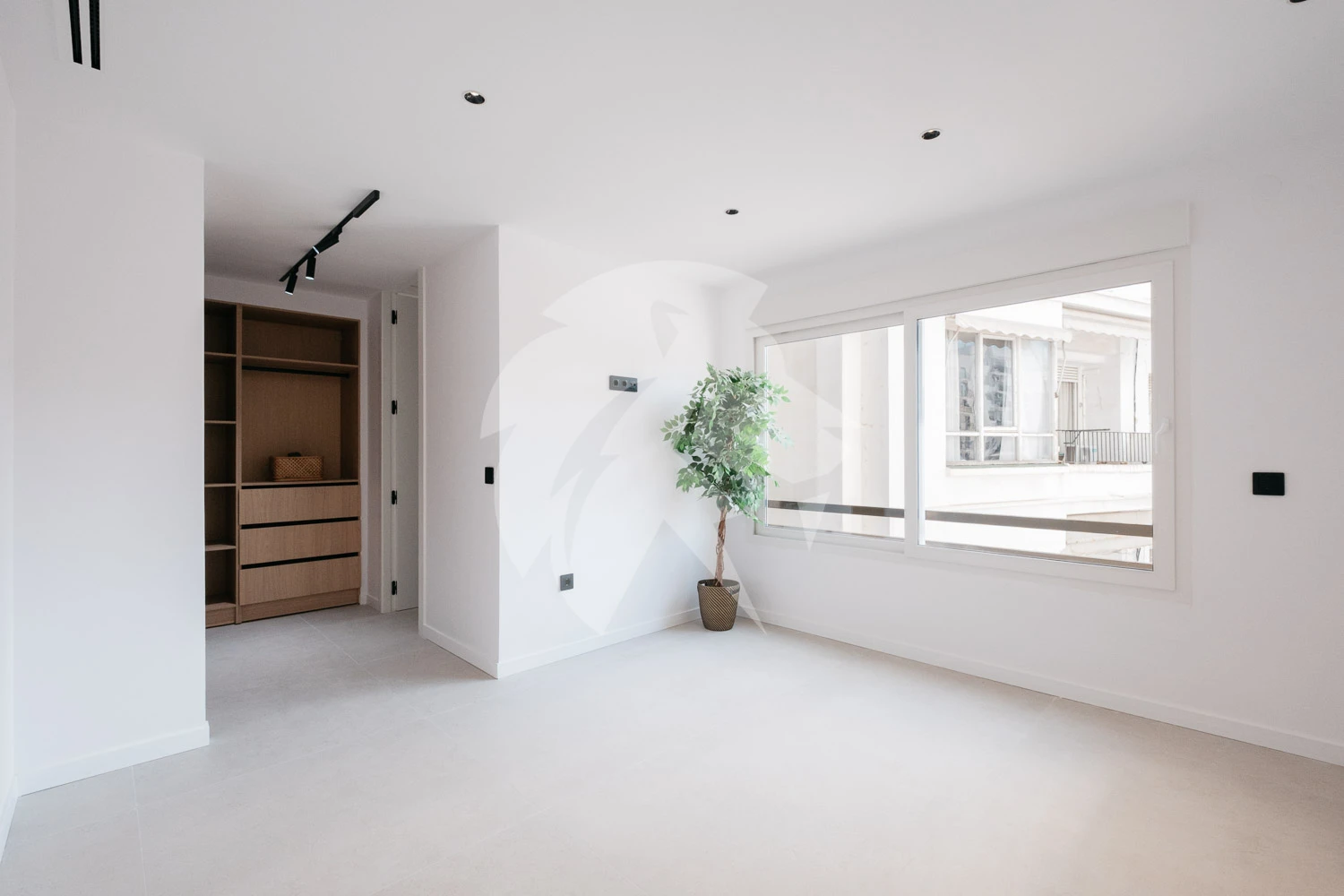 Gerenoveerd appartement te koop in Valencia – Extramurs