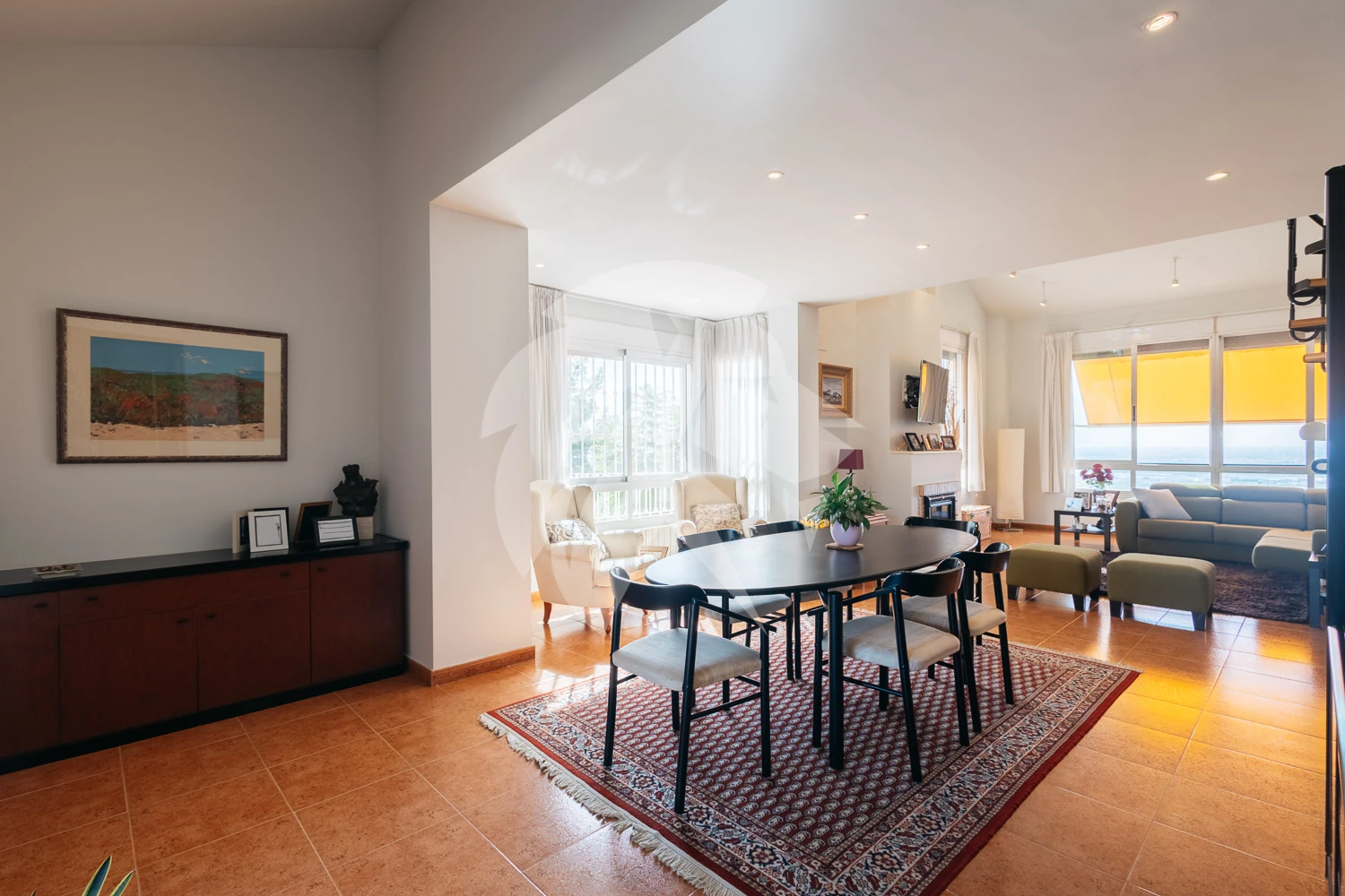 Villa met zwembad te koop in Sagunto