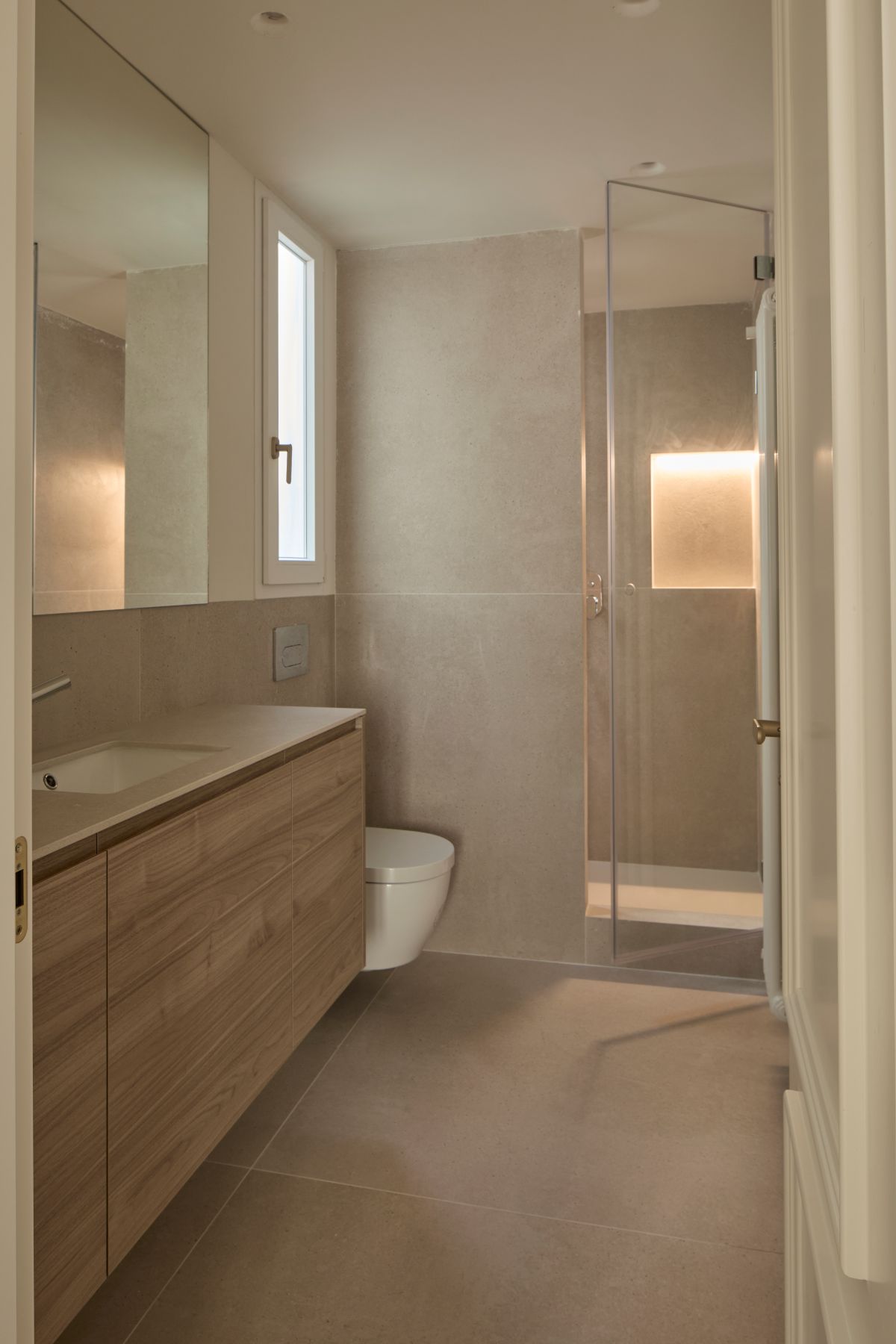 Gerenoveerd appartement te koop in Valencia stad