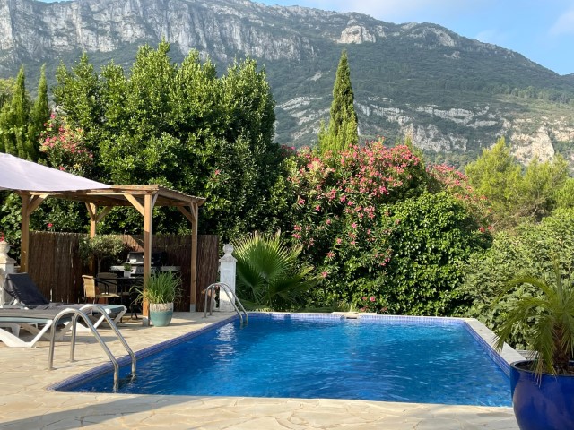 Villa te koop in La Drova