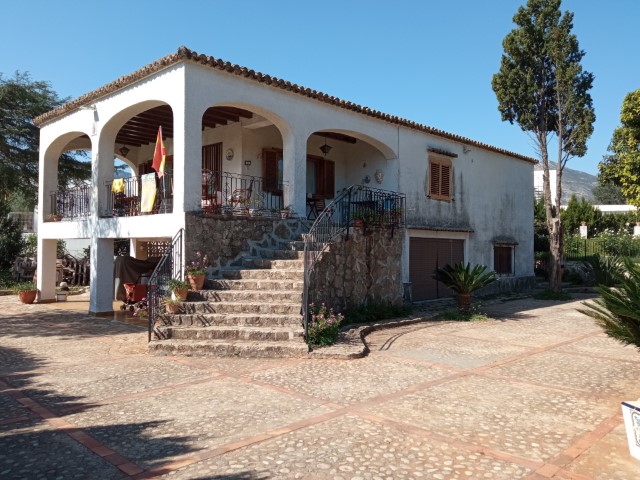 Villa te koop in Marxuquera Gandia