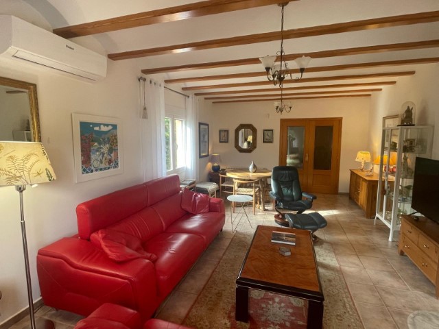 Villa te koop in La Drova