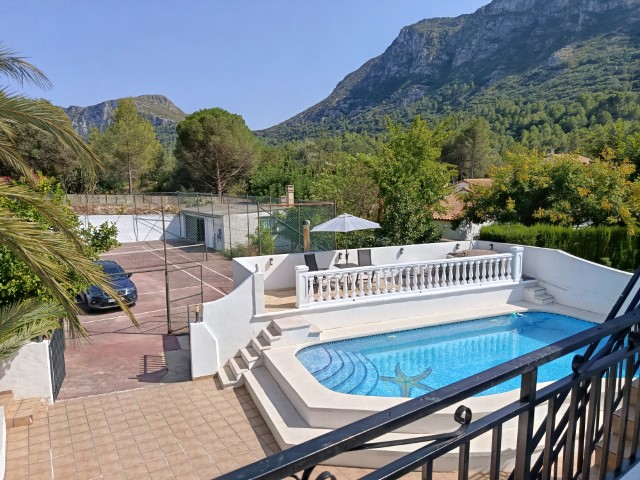 Villa te koop in La Drova