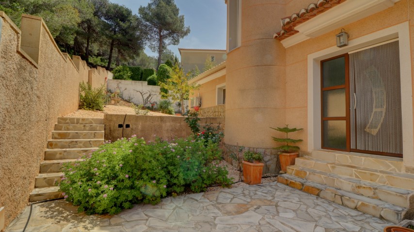Villa te koop in La Drova