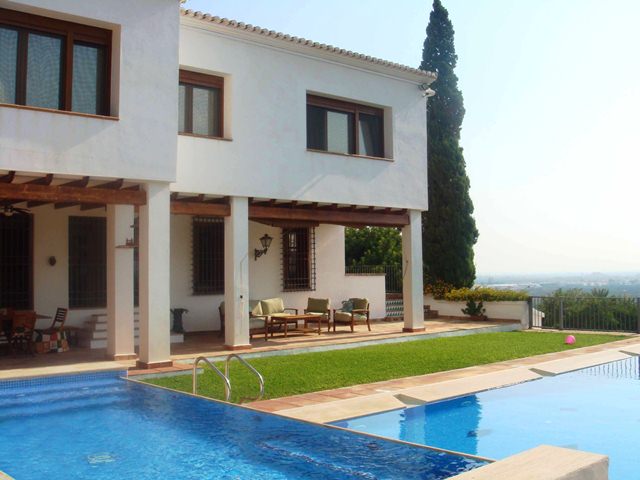 Villa te koop in Gandia